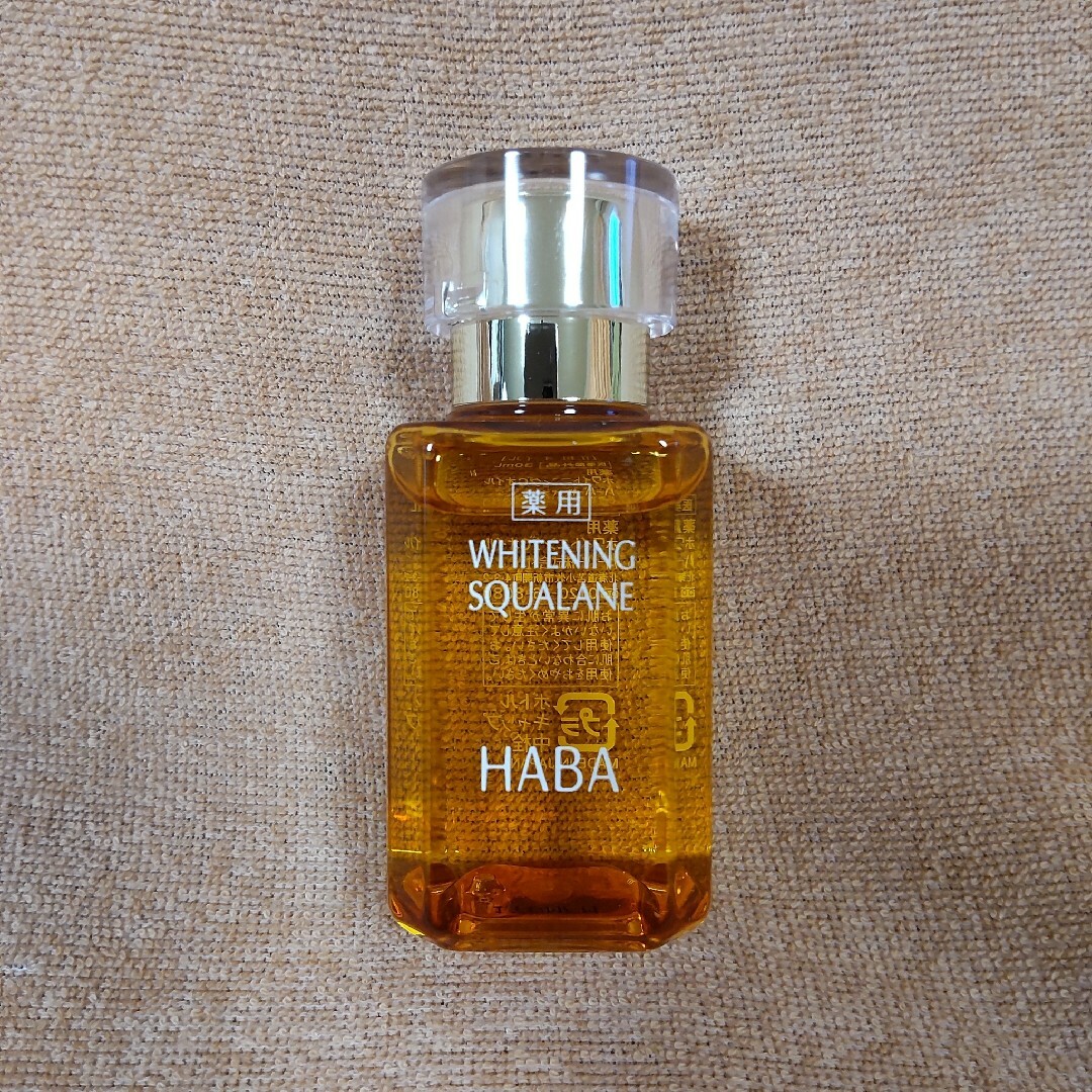 HABA(ハーバー)のハーバー 薬用ホワイトニングスクワラン  30ml HABA コスメ/美容のスキンケア/基礎化粧品(フェイスオイル/バーム)の商品写真
