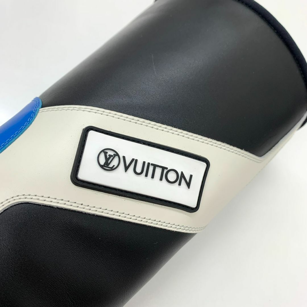 LOUIS VUITTON(ルイヴィトン)の8379 未使用 ヴィトン フラッグスライン レザー ロゴ ロングブーツ レディースの靴/シューズ(ブーツ)の商品写真