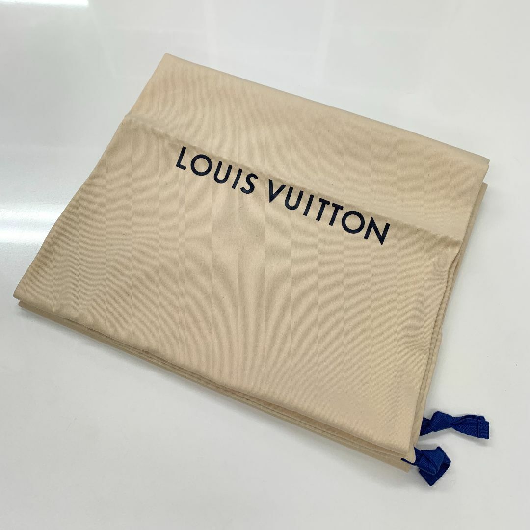 LOUIS VUITTON(ルイヴィトン)の8379 未使用 ヴィトン フラッグスライン レザー ロゴ ロングブーツ レディースの靴/シューズ(ブーツ)の商品写真