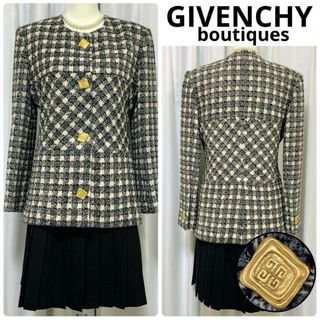 ジバンシィ(GIVENCHY)の【極美品】GIVENCHY セット売り ツイード ノーカラージャケット スカート(スーツ)