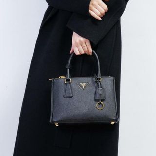 プラダ(PRADA)のPRADA(プラダ) 1BA896 プラダ ガレリア サフィアーノレザー スモールバッグ Black(ハンドバッグ)