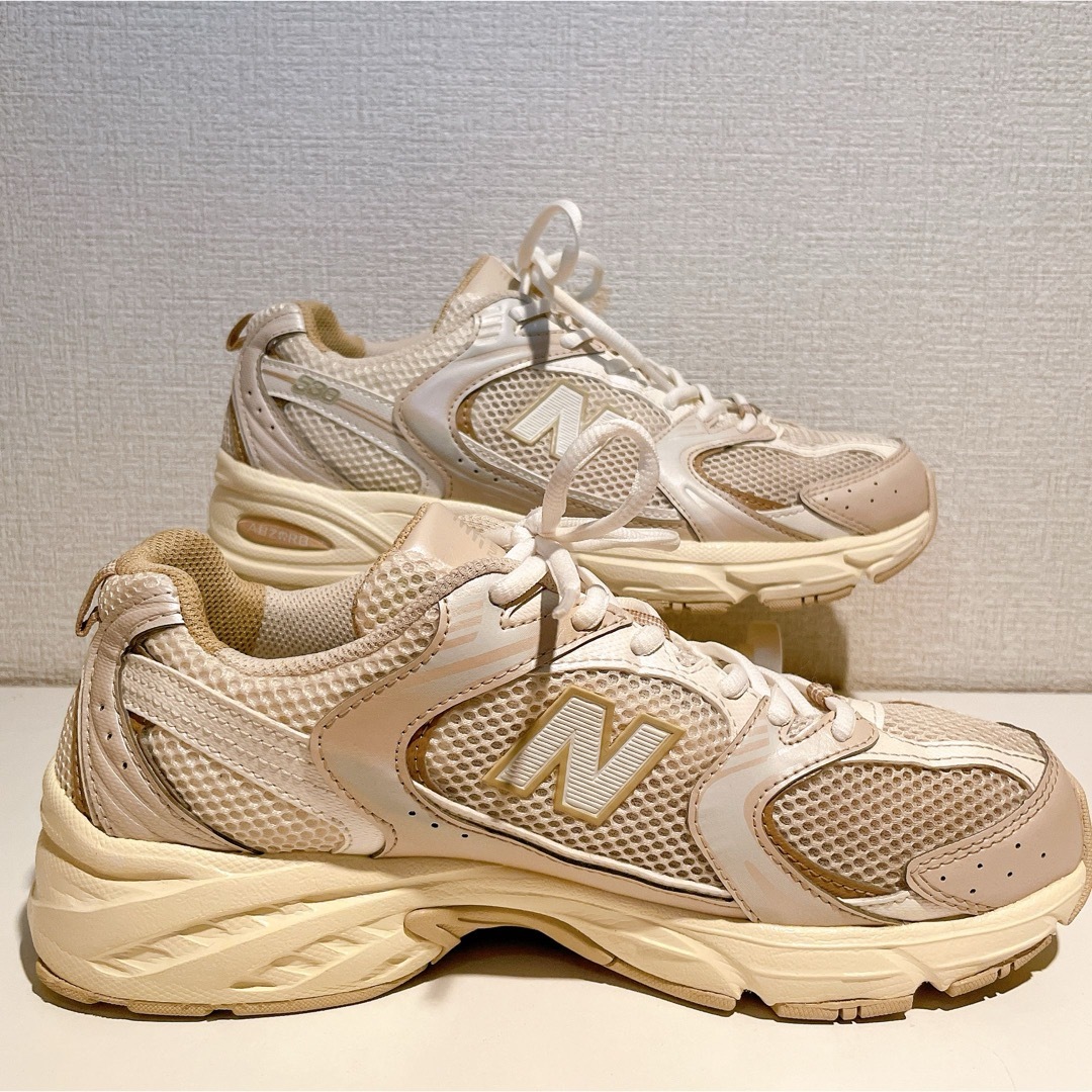 New Balance(ニューバランス)の【美品】NEW BALANCE ニューバランス MR530AA 26㎝ 韓国 レディースの靴/シューズ(スニーカー)の商品写真