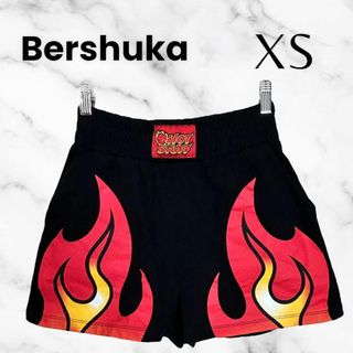 ベルシュカ(Bershka)の【Bershuka】ショートワイドパンツ　コットン　ウエストゴム　プリント　XS(ショートパンツ)