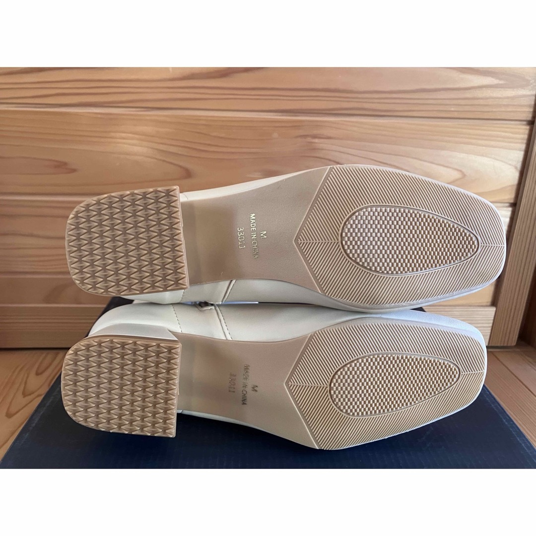 Menue(メヌエ)の新品　23㎝　ショートブーツ  & ベロアバレエ　2足セット　23㎝ レディースの靴/シューズ(ブーツ)の商品写真
