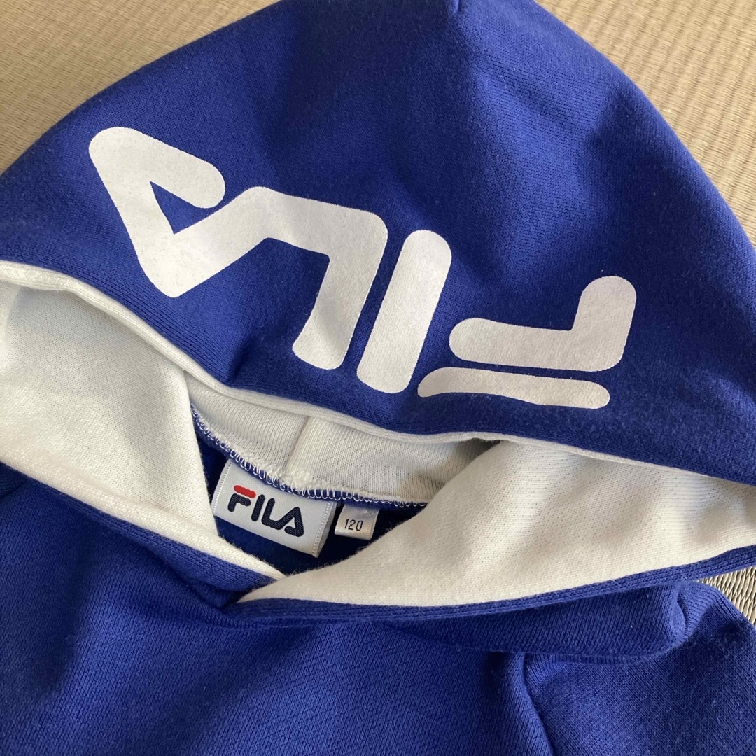 FILA(フィラ)の専用です【120サイズ】裏起毛フード付きトレーナー キッズ/ベビー/マタニティのキッズ服女の子用(90cm~)(ニット)の商品写真