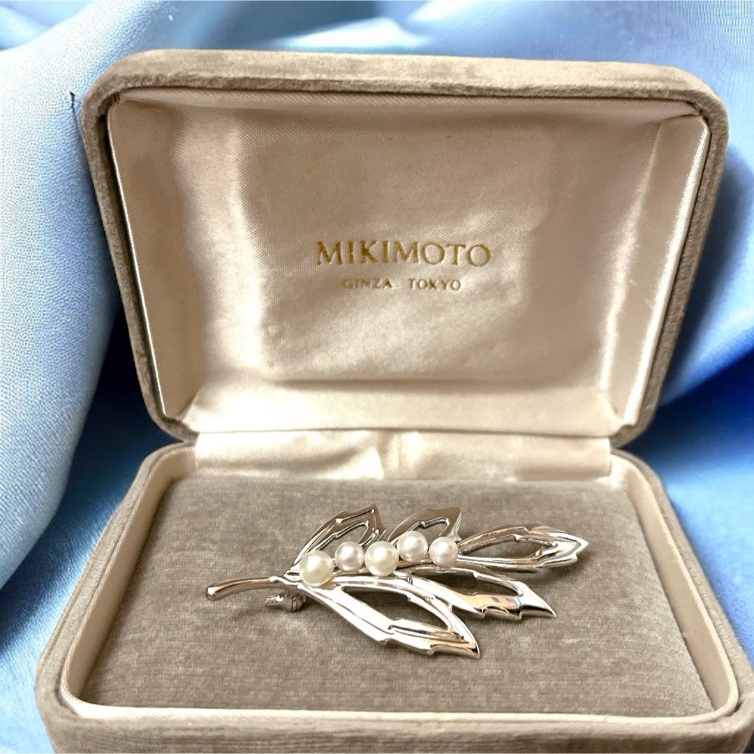 【未使用★ケース付】MIKIMOTO パールブローチ リーフ シルバー製 5珠のサムネイル