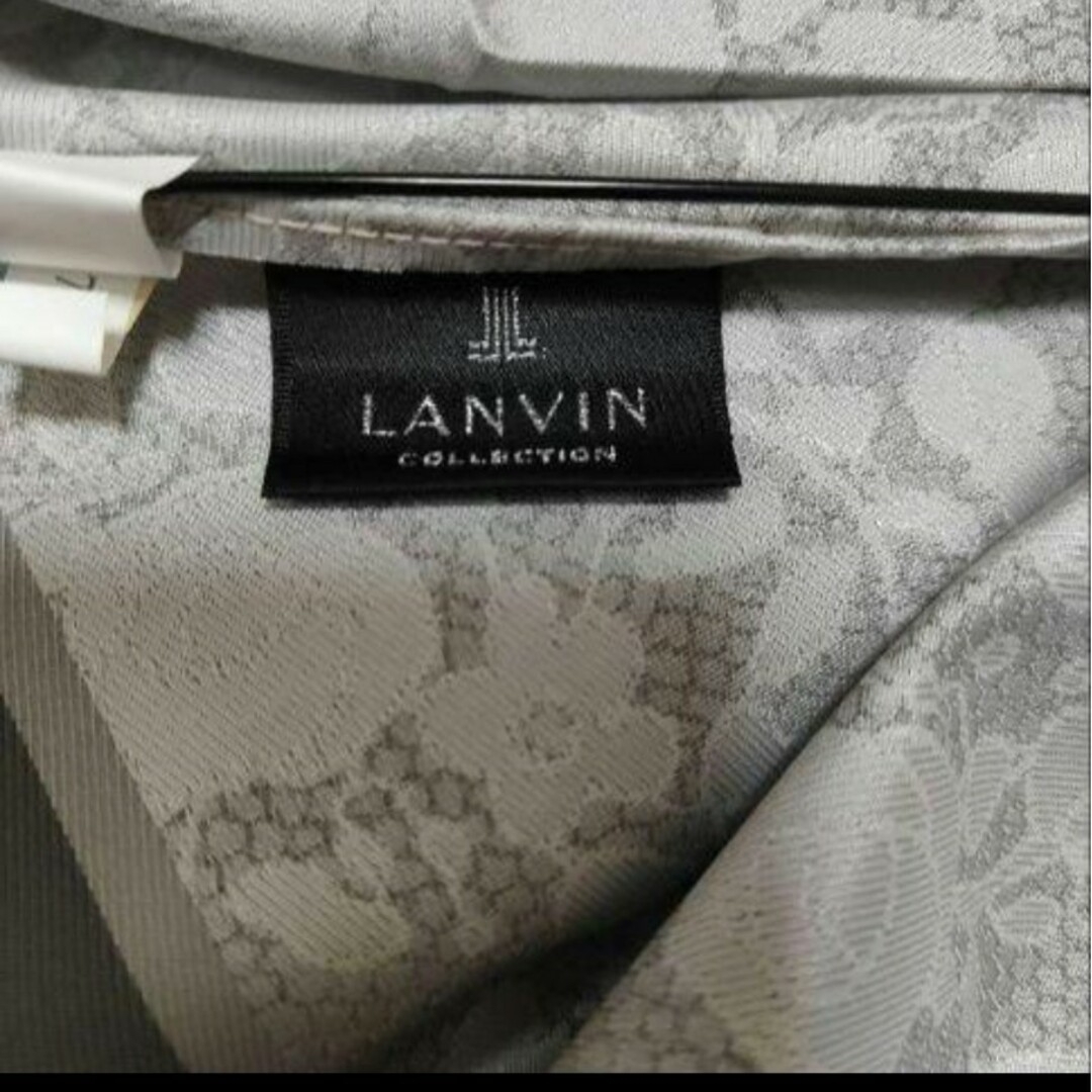 LANVIN COLLECTION(ランバンコレクション)の【新品】ランバンコレクション　ジャガードレース柄　折り畳み雨傘 レディースのファッション小物(傘)の商品写真