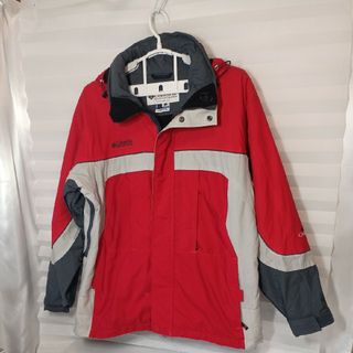 コロンビア(Columbia)の81♪US古着コロンビア厚手マウンテンジャケットレッドUS-L(日本XL-2XL(ナイロンジャケット)