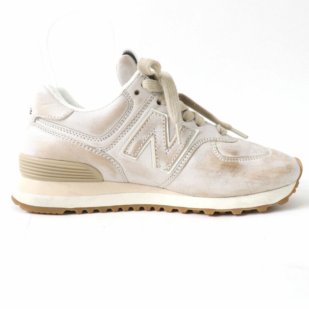 New Balance(ニューバランス)の極美品☆New Balance×MIU MIU ニューバランス×ミュウミュウ 23SS 574 ヴィンテージ加工 ナッパレザー スニーカー アイボリー 36 保存袋付 レディースの靴/シューズ(スニーカー)の商品写真