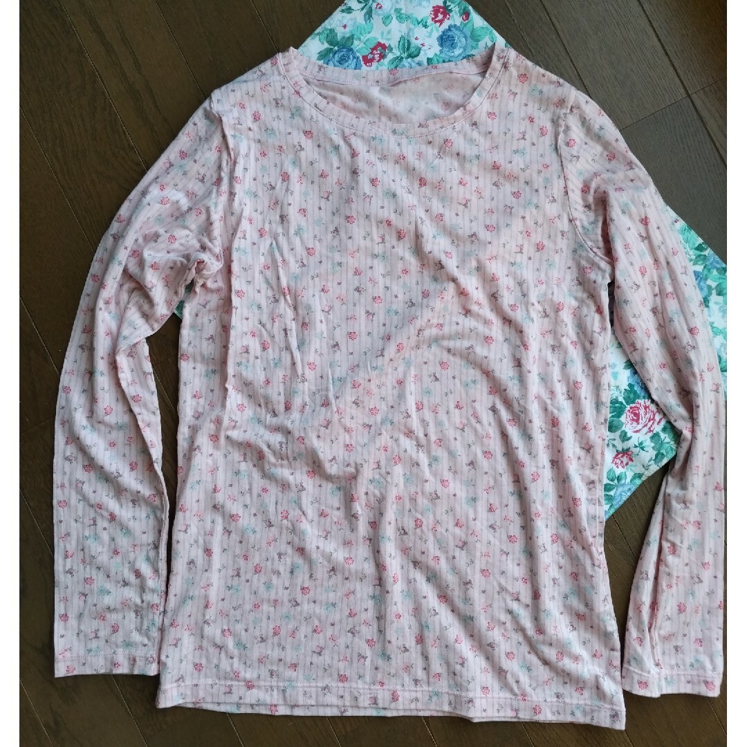 UNIQLO(ユニクロ)のUNIQLO　ヒートテックインナーkids150サイズ キッズ/ベビー/マタニティのキッズ服女の子用(90cm~)(下着)の商品写真