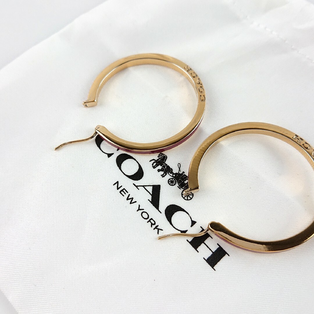 COACH(コーチ)のCOACH コーチ ピアス レディースのアクセサリー(ピアス)の商品写真