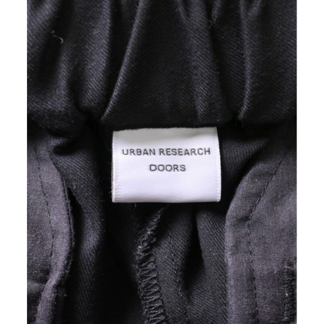 URBAN RESEARCH DOORS(アーバンリサーチドアーズ)のURBAN RESEARCH DOORS パンツ（その他） 34(XS位) 黒 【古着】【中古】 レディースのパンツ(その他)の商品写真