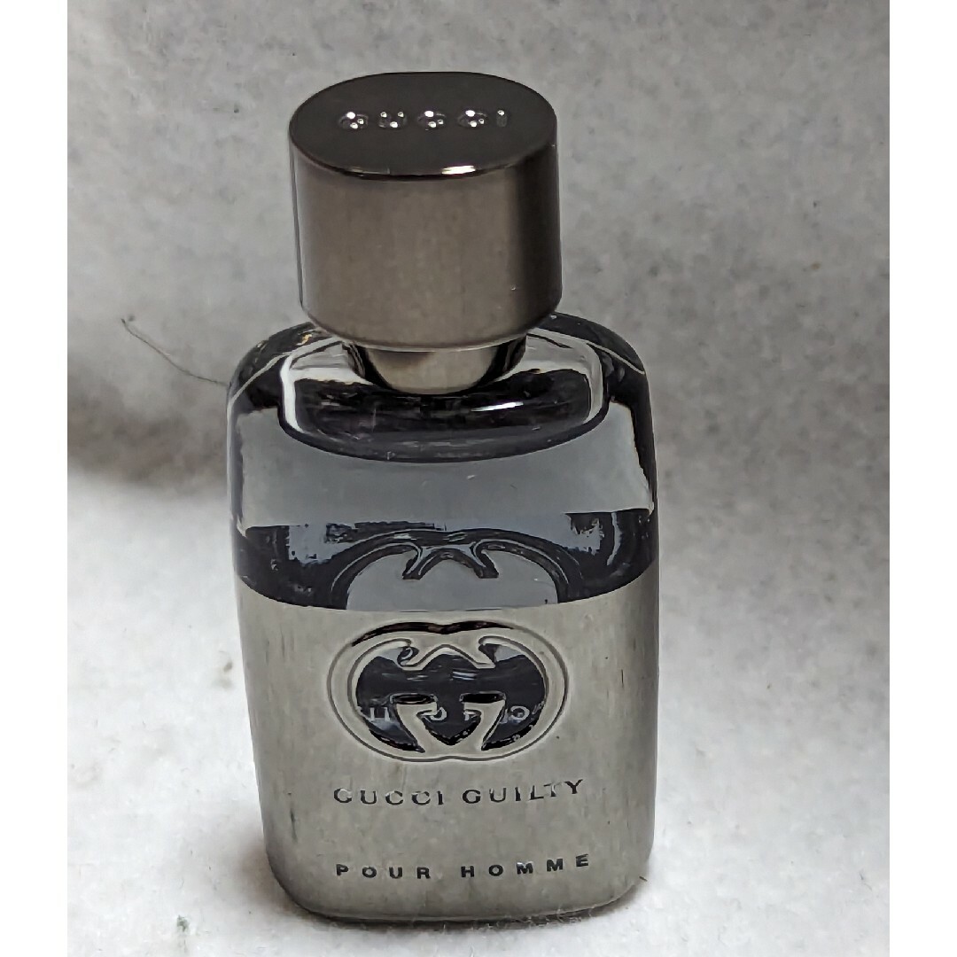 Gucci(グッチ)のグッチギルティプールオムオードトワレ5ml コスメ/美容のコスメ/美容 その他(その他)の商品写真