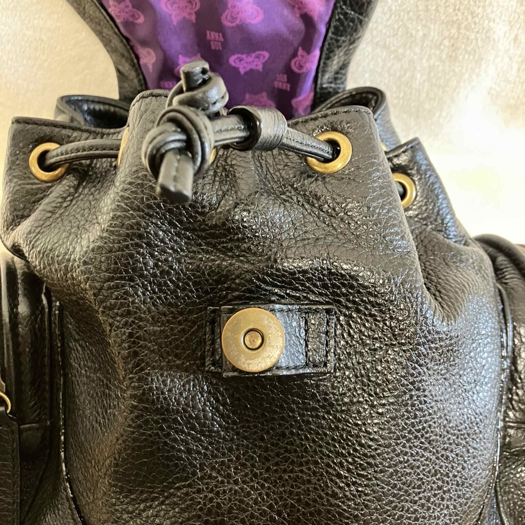 ANNA SUI(アナスイ)のANNA SUI  2way しぼ革 オールレザー 巾着 リュックサック レディースのバッグ(リュック/バックパック)の商品写真