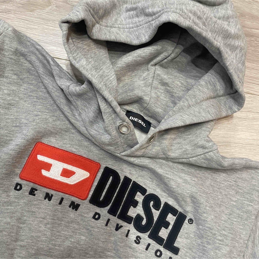 DIESEL(ディーゼル)のDIESEL⭐︎ディーゼル キッズロゴパーカー キッズ/ベビー/マタニティのキッズ服男の子用(90cm~)(その他)の商品写真