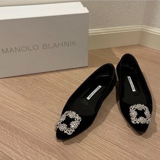 マノロブラニク(MANOLO BLAHNIK)のマノロブラニク　ハンギシ　ブラック　ベロア　36.5(バレエシューズ)