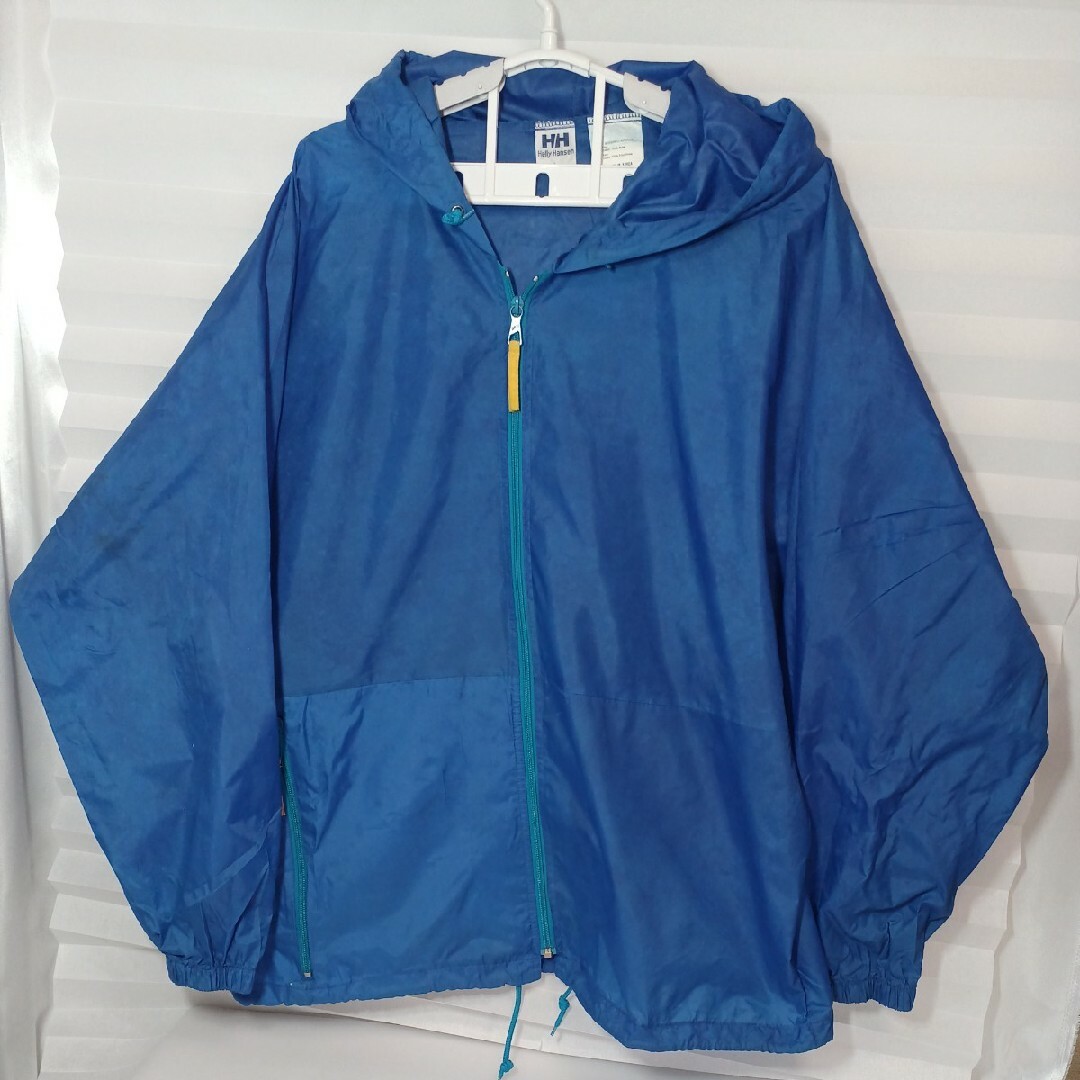 HELLY HANSEN(ヘリーハンセン)の82♪US古着ヘリーハンセンナイロンパーカーブルーUS-L(日本サイズ2XL) メンズのジャケット/アウター(ナイロンジャケット)の商品写真