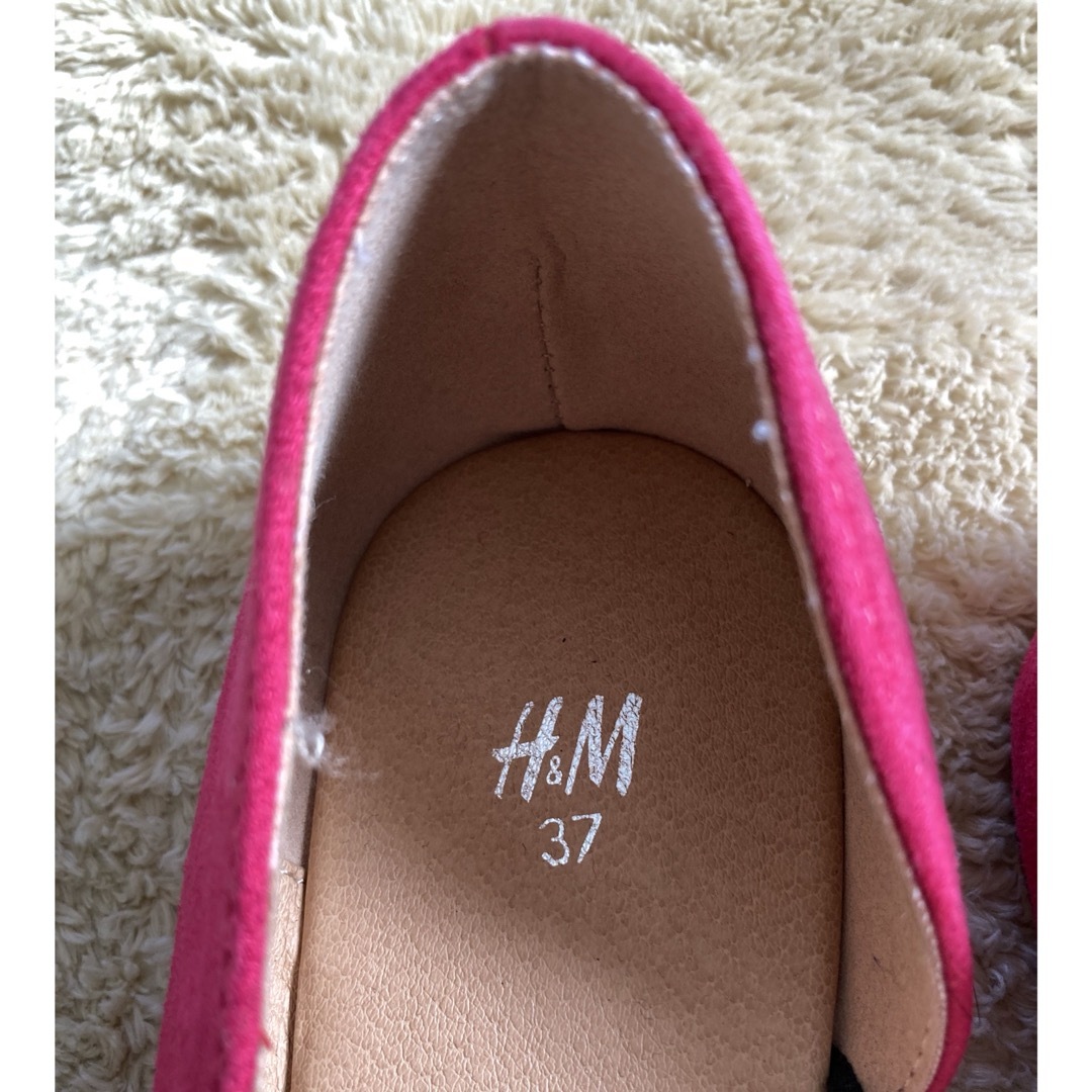 H&M(エイチアンドエム)のパンプス　マゼンタ レディースの靴/シューズ(ハイヒール/パンプス)の商品写真