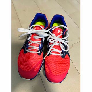 UNDER ARMOUR - アンダーアーマーランニングトレーニングシューズ25cm