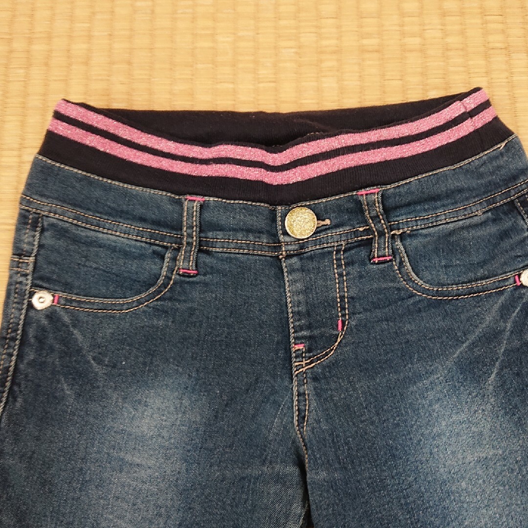 AEON(イオン)のジーンズ 140 キッズ/ベビー/マタニティのキッズ服女の子用(90cm~)(パンツ/スパッツ)の商品写真