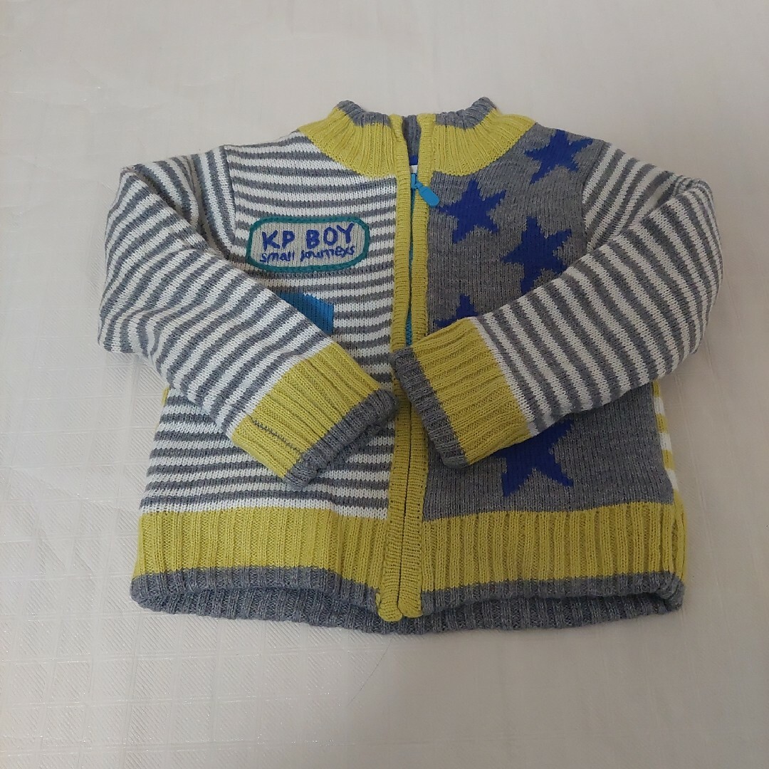 KP BOY(ケーピーボーイ)のKP BOYジップアップニットカーディガン キッズ/ベビー/マタニティのキッズ服男の子用(90cm~)(カーディガン)の商品写真