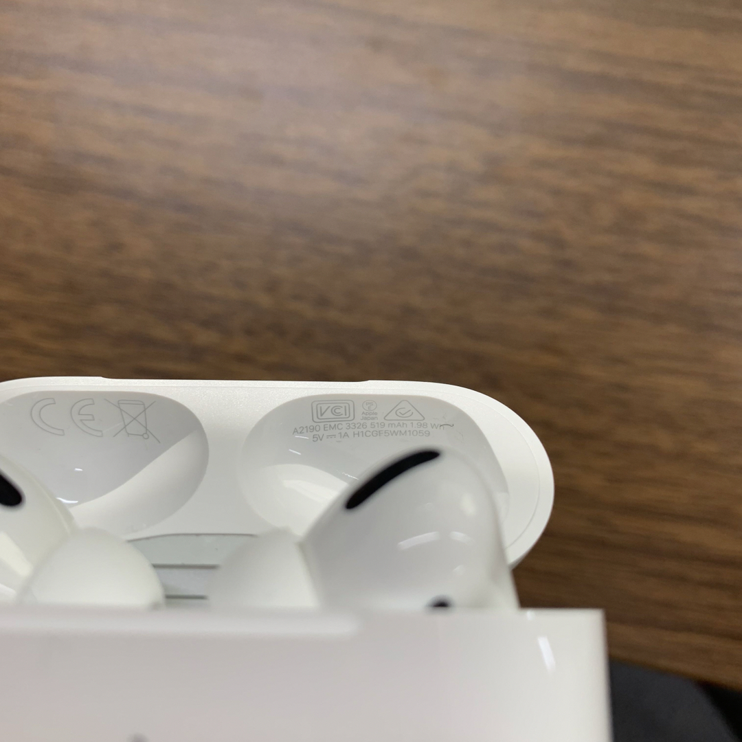 Apple純正 AirPods Pro MagSafe充電ケース付き