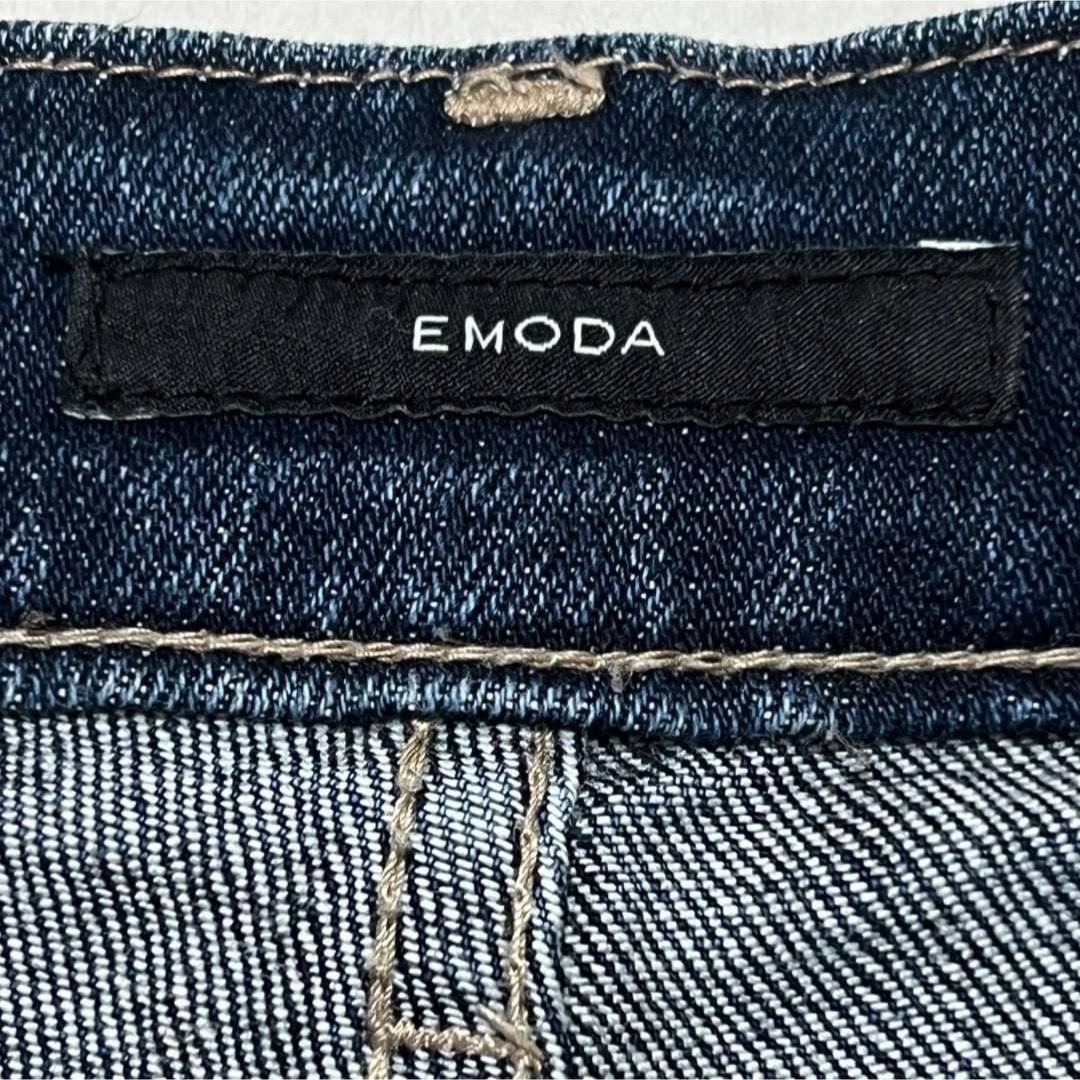 EMODA(エモダ)のEMODA エモダ  KNEE CRASH ジャストウエスト フレア ストレッチ レディースのパンツ(デニム/ジーンズ)の商品写真