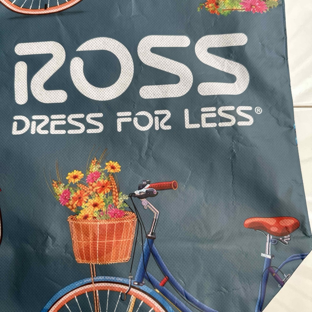 新品ROSS DRESS FOR LESS ロスドレスエコバッグ　自転車柄2枚 レディースのバッグ(エコバッグ)の商品写真