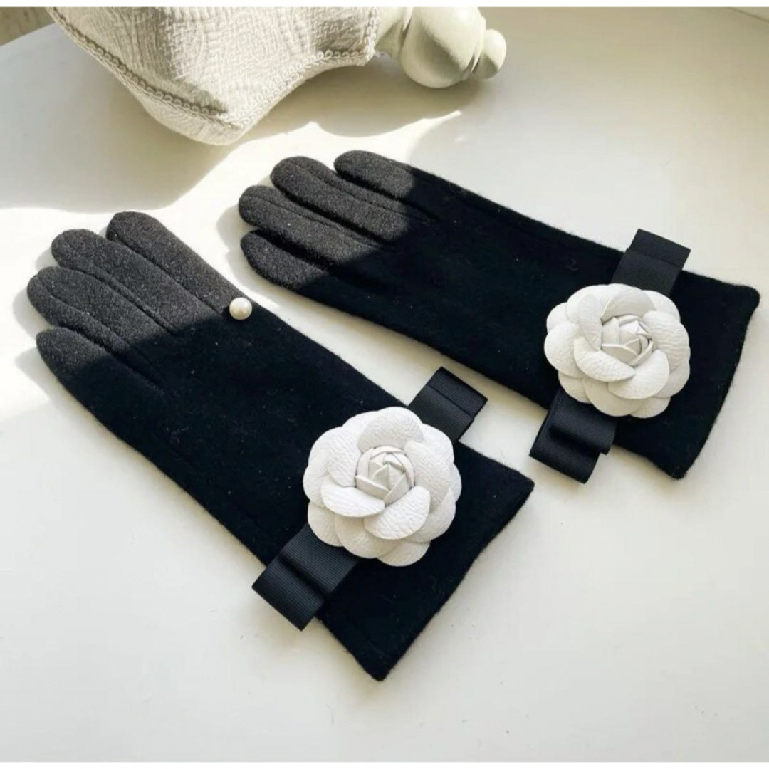 M'S GRACY(エムズグレイシー)の大人気❣️カメリア グローブ エムズグレイシー手袋 裏起毛 グログラン リボン レディースのファッション小物(手袋)の商品写真