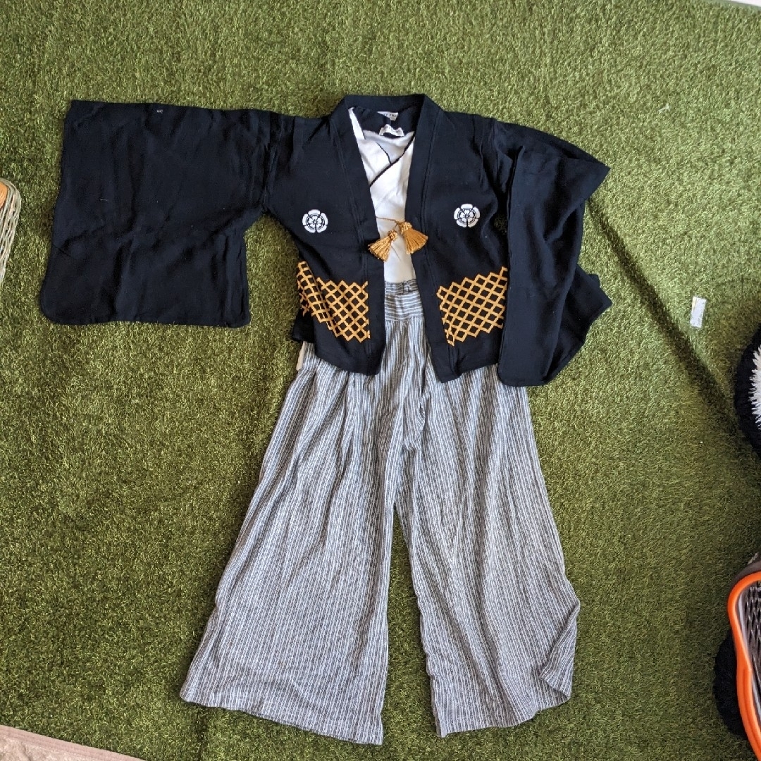 羽織袴風セットアップ　130サイズ キッズ/ベビー/マタニティのキッズ服男の子用(90cm~)(和服/着物)の商品写真