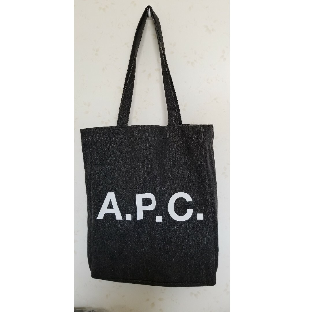 美品　A.P.C.　アーペーセー　ロゴトートバッグ レディースのバッグ(トートバッグ)の商品写真