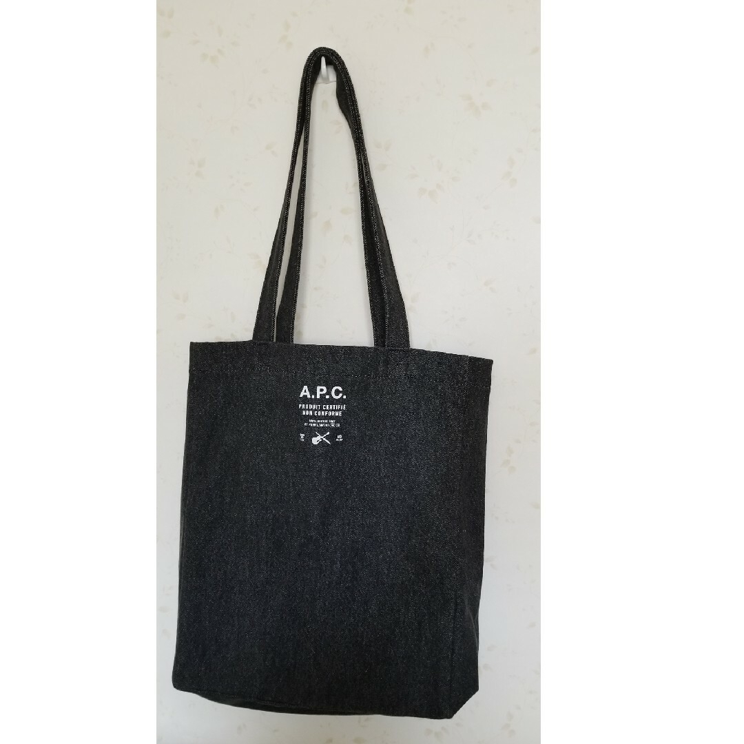 美品　A.P.C.　アーペーセー　ロゴトートバッグ レディースのバッグ(トートバッグ)の商品写真