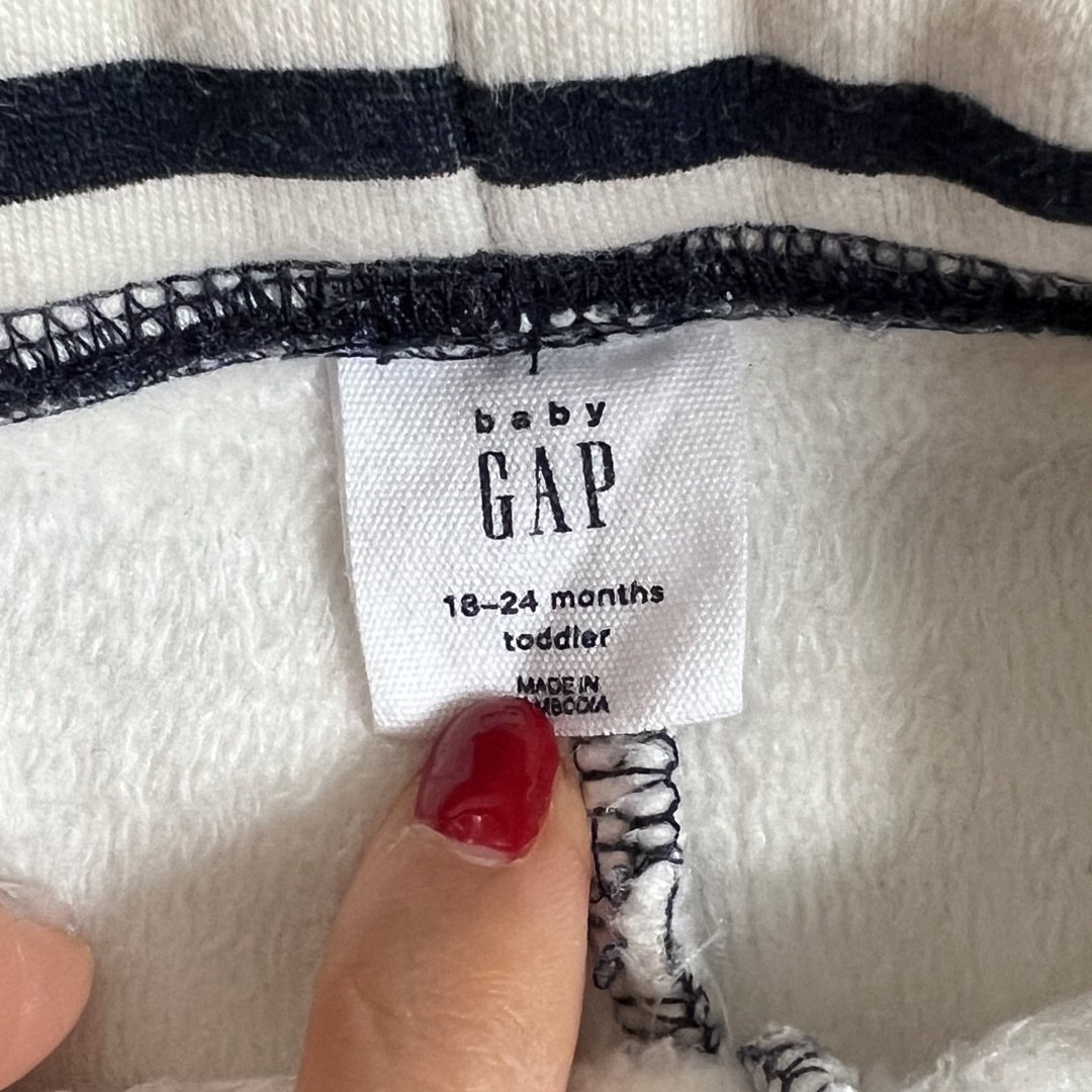 GAP(ギャップ)の最終値下げ！GAP 裏起毛　ボーダー　幼児レギンス キッズ/ベビー/マタニティのベビー服(~85cm)(パンツ)の商品写真