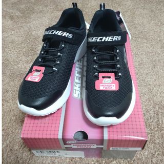 スケッチャーズ(SKECHERS)の☆最終値下げ☆新品未使用☆スケッチャーズ☆スニーカー☆22.5☆黒☆(スニーカー)