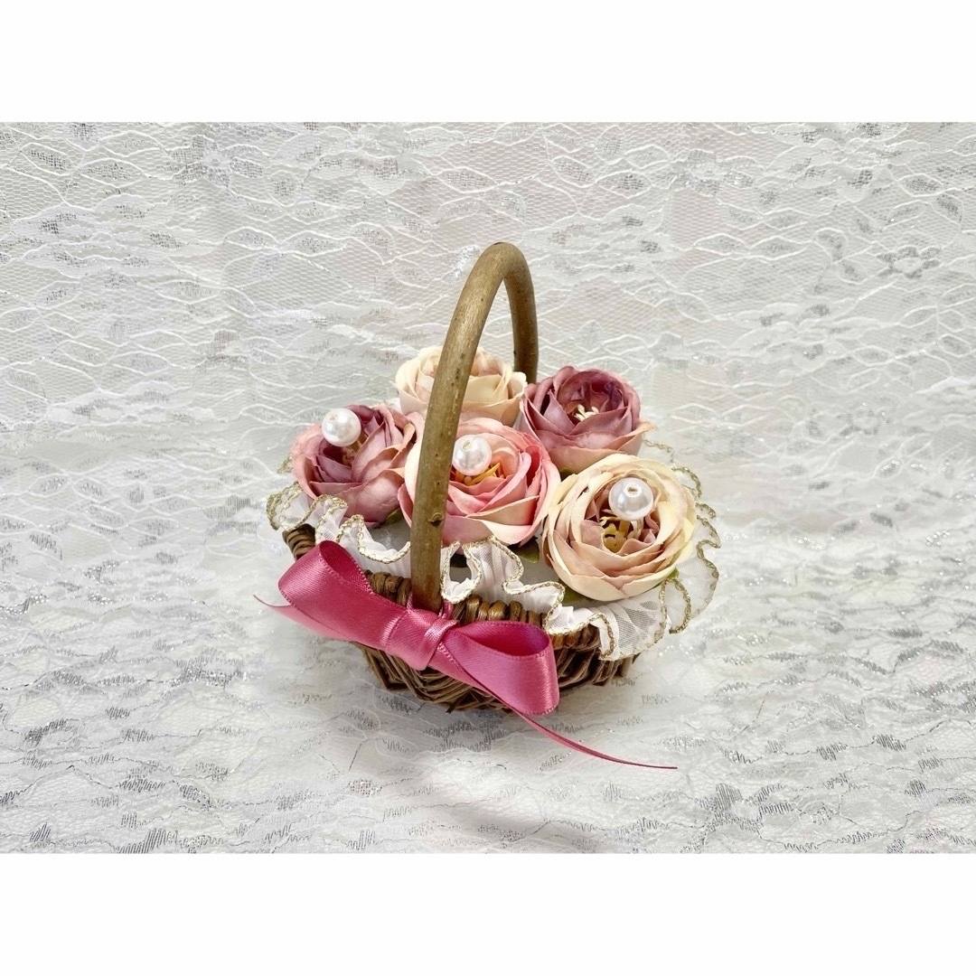 【婚約指輪もおける】ローズ花かごのリングピロー〈パープル ver〉 ハンドメイドのウェディング(リングピロー)の商品写真