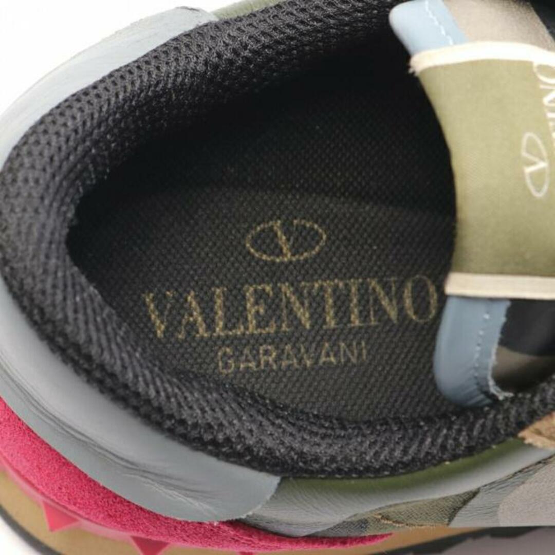 valentino garavani(ヴァレンティノガラヴァーニ)のロックスタッズ スニーカー カモフラージュ レザー スエード カーキブラウン マルチカラー レディースの靴/シューズ(スニーカー)の商品写真
