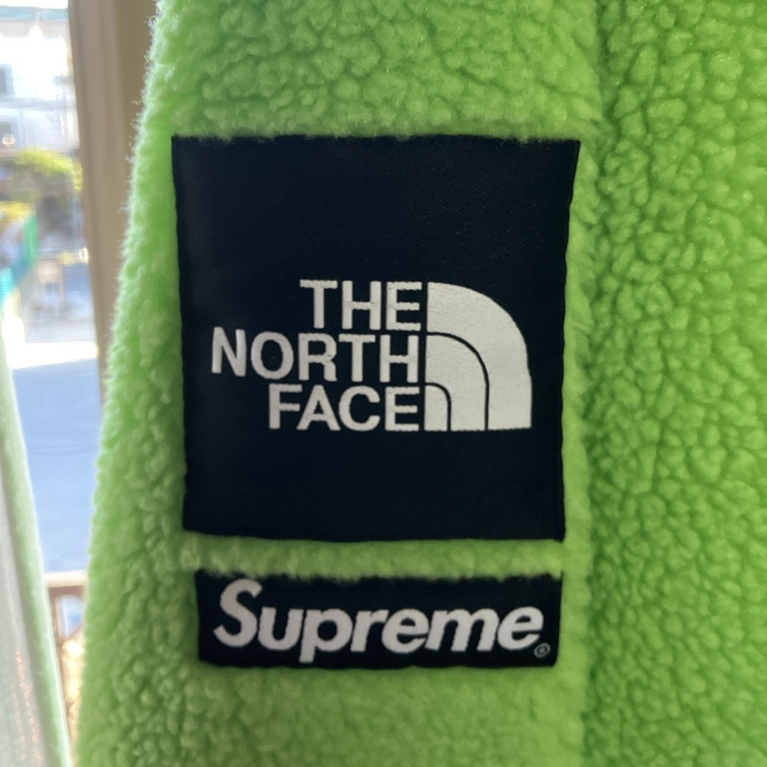 Supreme(シュプリーム)の【美中古】SUPREME NORTH FACE フリース　supreme  メンズのジャケット/アウター(ブルゾン)の商品写真