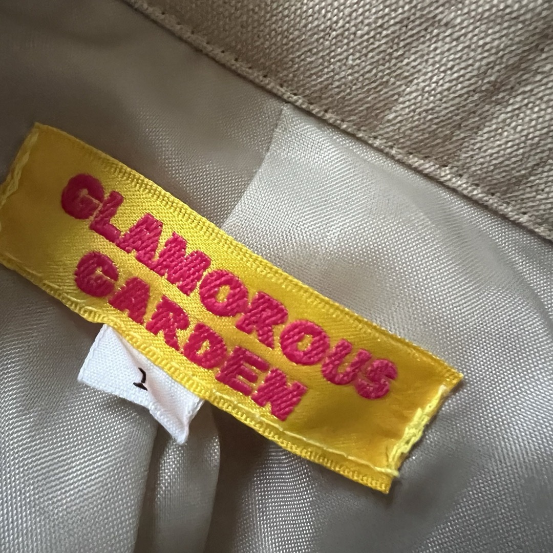 GLAMOROUS GARDEN(グラマラスガーデン)のグラマラスガーデン　トレンチコート　ベージュ レディースのジャケット/アウター(トレンチコート)の商品写真