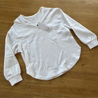 ジーユー(GU)の新品未使用　GU セーラーカラーT 長袖　130 完売品(Tシャツ/カットソー)