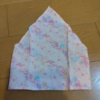 ハンドメイド　子供用三角巾　貝殻　ピンク(キッチン小物)