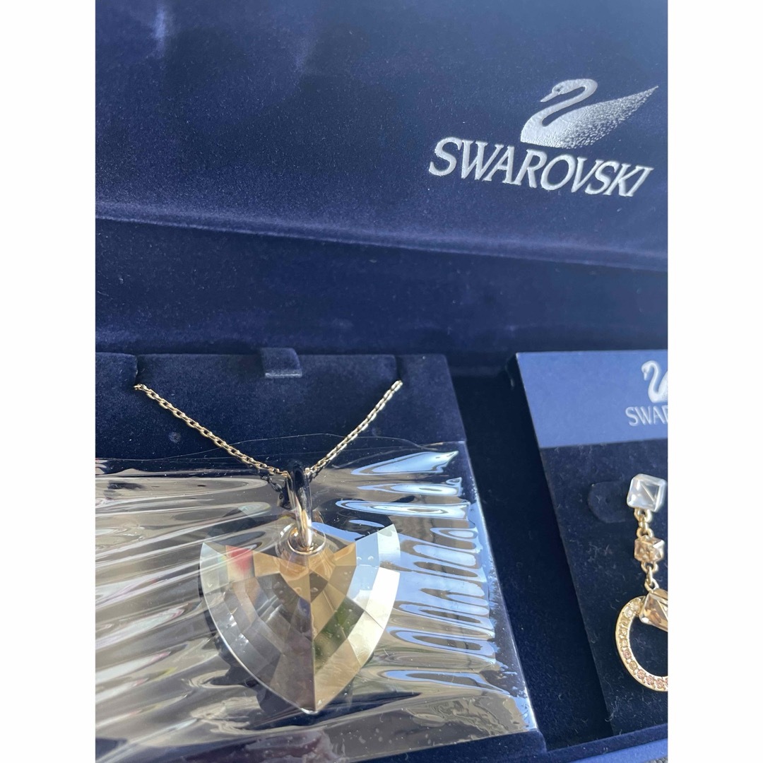 SWAROVSKI - 新品未使用品 保証書付き スワロフスキー ピアス