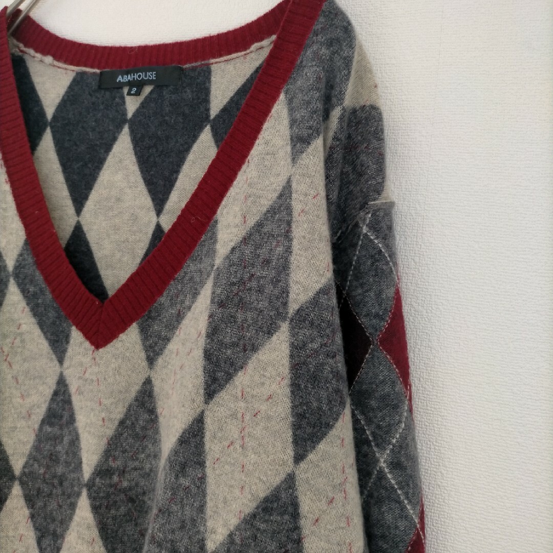 ABAHOUSE(アバハウス)のABAHOUCE アーガイル柄 Vネック 配色 セーター メンズのトップス(ニット/セーター)の商品写真