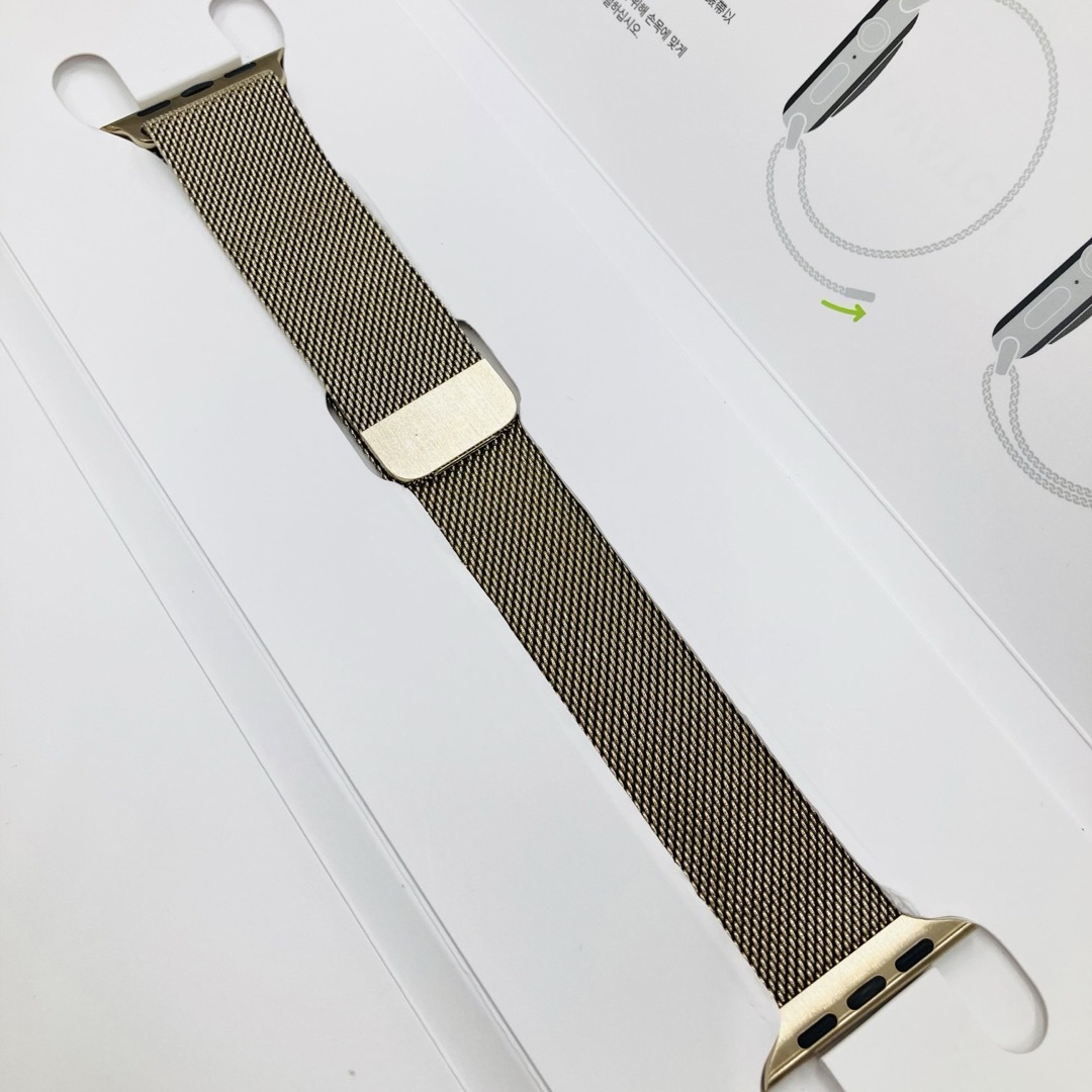Apple Watch(アップルウォッチ)の花道様専用 アップルウォッチ ミラネーゼ41mm GOLD applewatch スマホ/家電/カメラのスマートフォン/携帯電話(その他)の商品写真