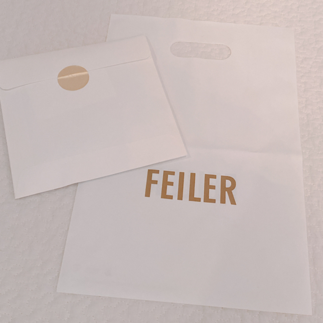 FEILER(フェイラー)の☆ギフトラッピング済⭐︎フェイラー  アナ雪　ディズニー  メルティングハート　 レディースのファッション小物(ハンカチ)の商品写真