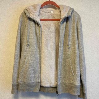 ユニクロ(UNIQLO)のユニクロパーカー　L(パーカー)