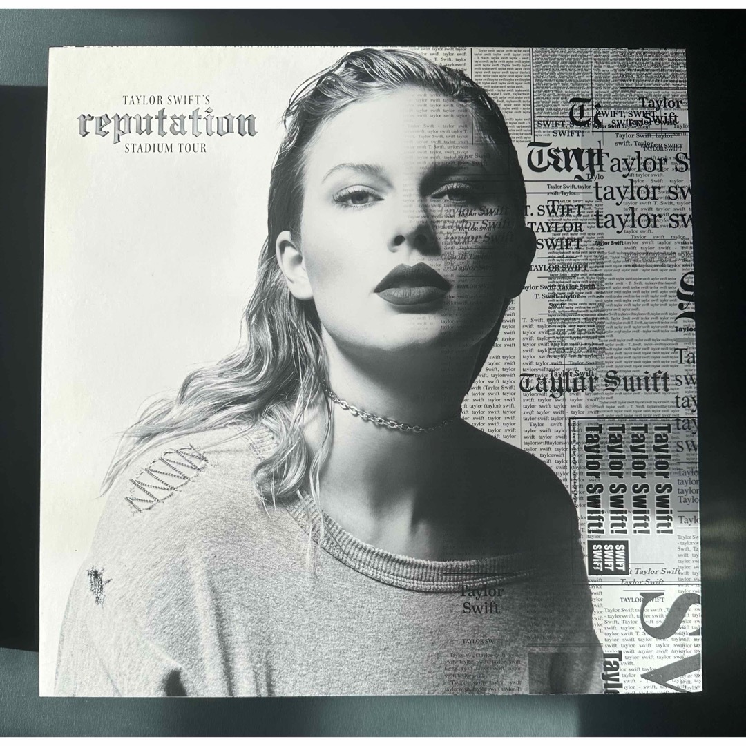 Taylor Swift Reputation Tour VIP BOXの通販 by m's shop｜ラクマ