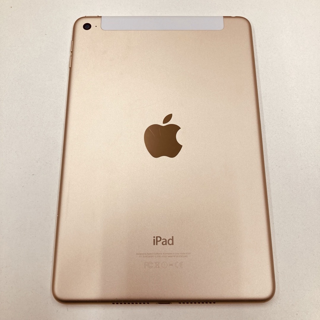 iPad(アイパッド)のiPad mini4 / 128GB セルラーモデル（au） スマホ/家電/カメラのPC/タブレット(タブレット)の商品写真