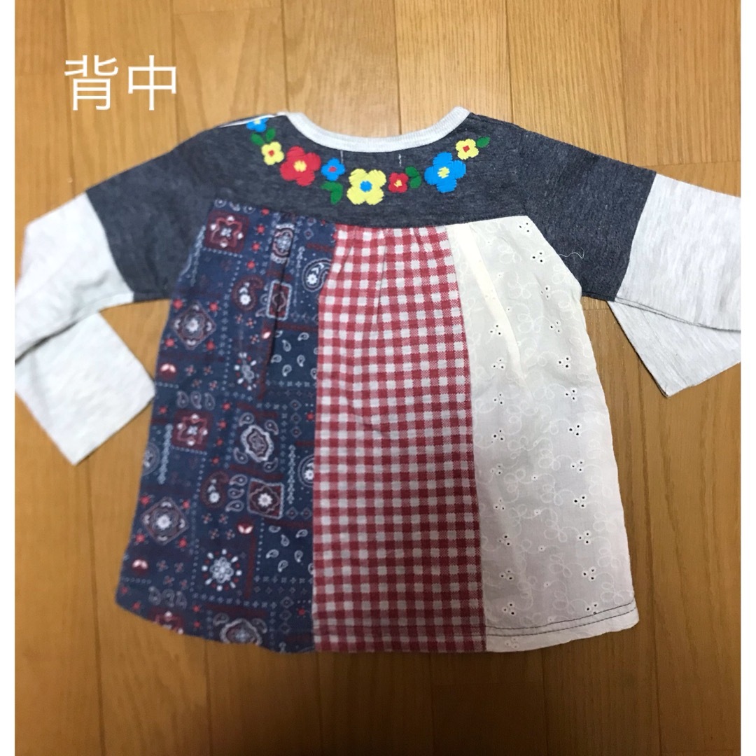 女の子　長袖Tシャツ&パーカー　95サイズ　2枚 キッズ/ベビー/マタニティのキッズ服女の子用(90cm~)(Tシャツ/カットソー)の商品写真