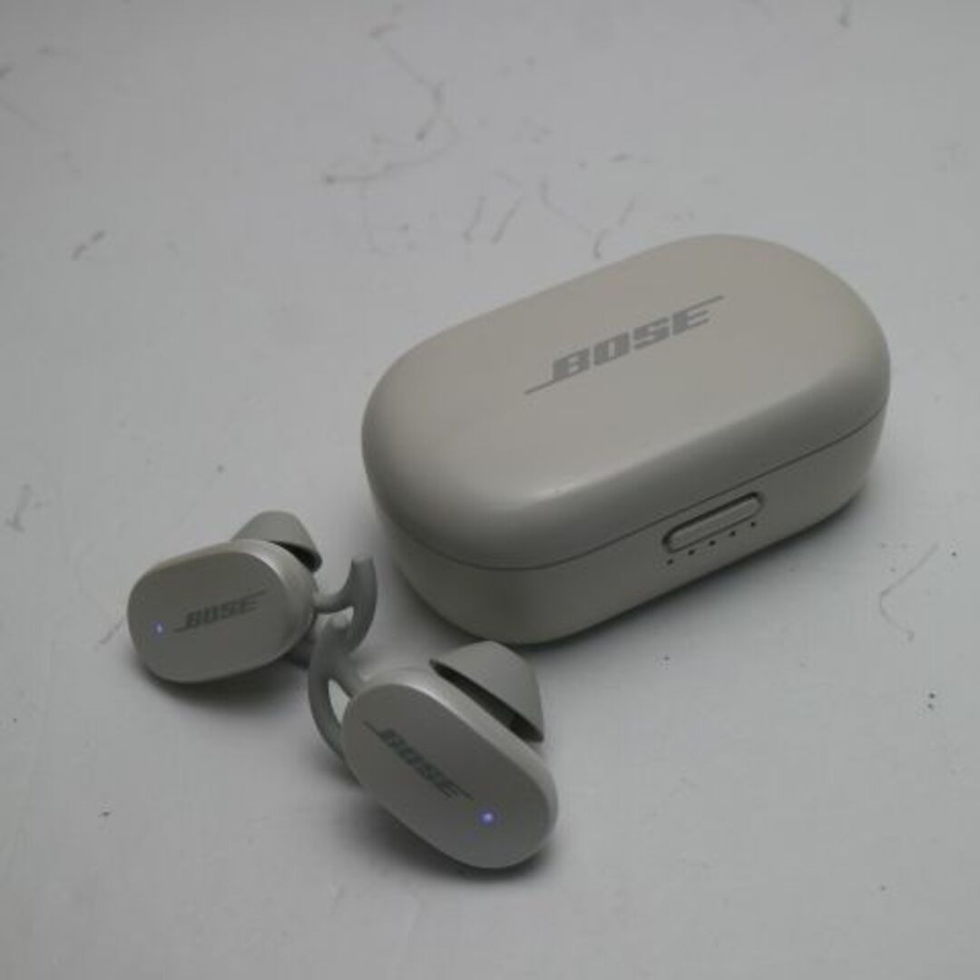 BOSE(ボーズ)の超美品 Bose QuietComfort Earbuds ソープストーン  M777 スマホ/家電/カメラのオーディオ機器(ヘッドフォン/イヤフォン)の商品写真