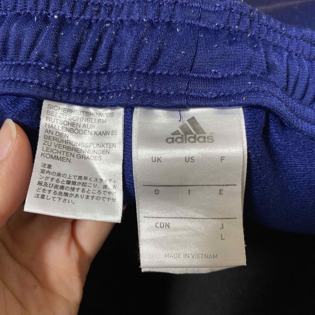 adidas(アディダス)のadidas ジャージ パンツ Lサイズ メンズのパンツ(その他)の商品写真